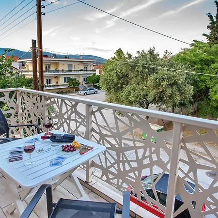 Lazy Lizard Неа-Карвали