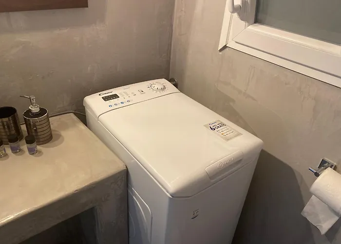 Lazy Lizard Bed and breakfast