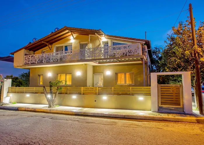 Lazy Lizard Bed and breakfast 4*