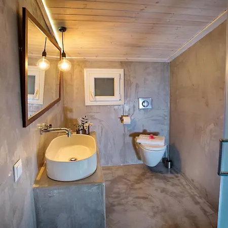 Bed & Breakfast Lazy Lizard Nea Karvali