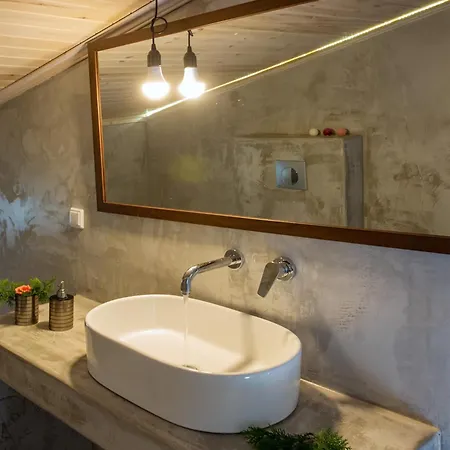 Bed & Breakfast Lazy Lizard Nea Karvali