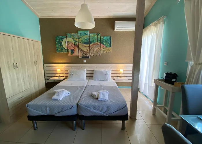 Lazy Lizard Bed and breakfast 4*